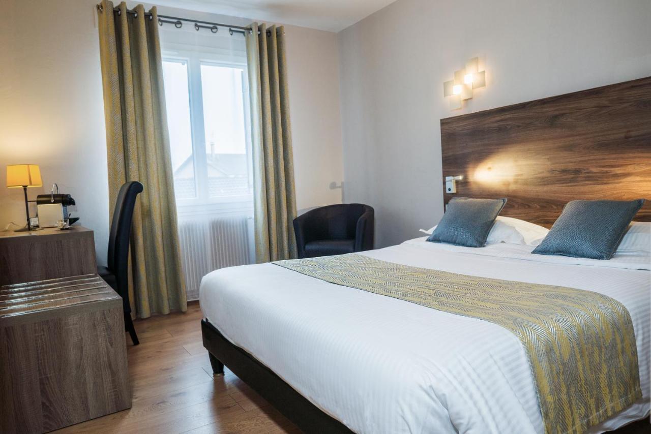 Logis Hotel Le Petit Casset La Boisse Luaran gambar