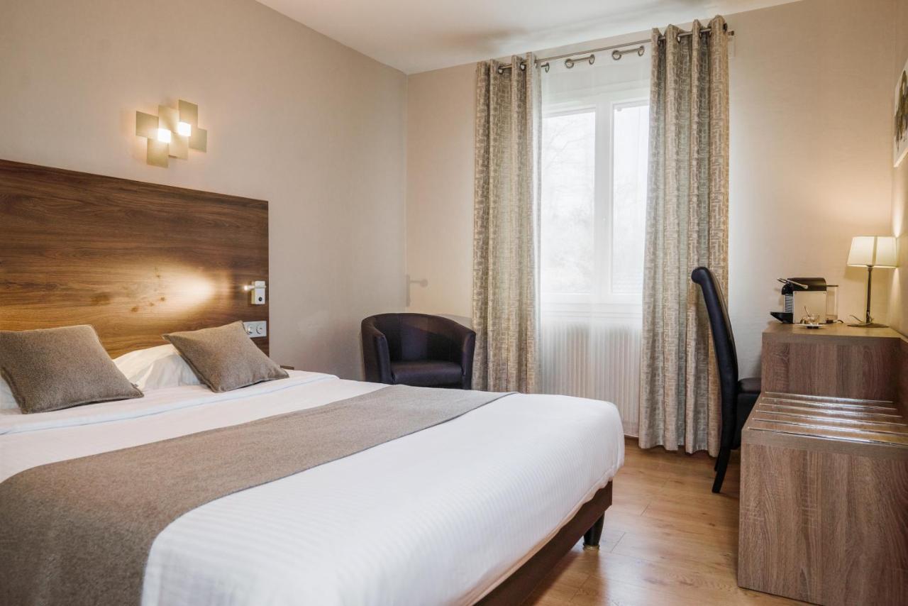 Logis Hotel Le Petit Casset La Boisse Luaran gambar