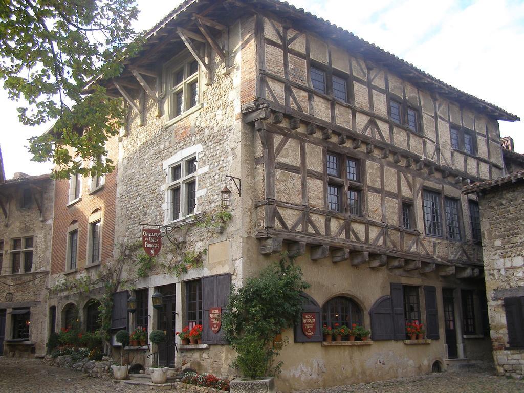 Logis Hotel Le Petit Casset La Boisse Luaran gambar